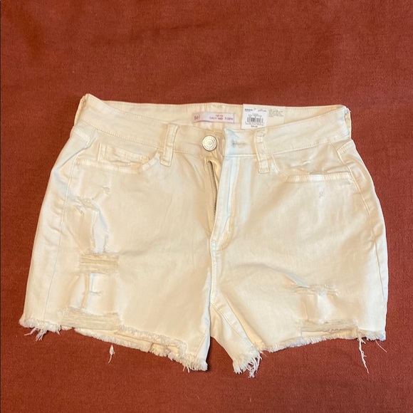 Women's Cream Distressed Denim Shorts - Picture 2 of 5